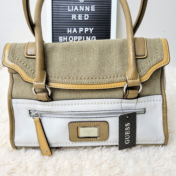 NWOT GUESS Tylera Canvas Bag - Picture 2 of 9